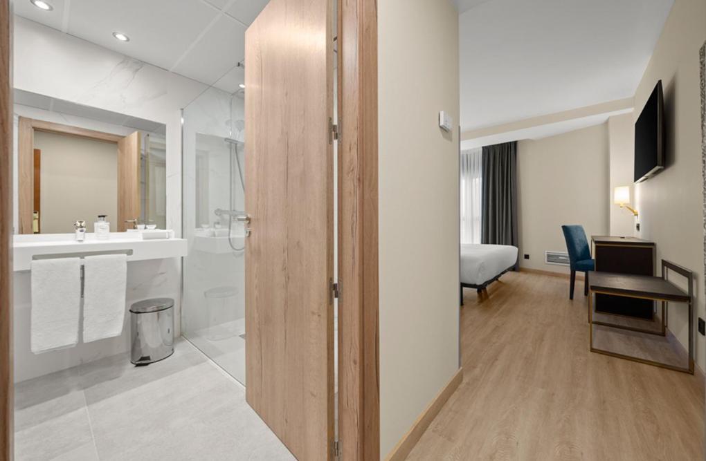 Hotel Zentral Gijon Rey Pelayo Экстерьер фото